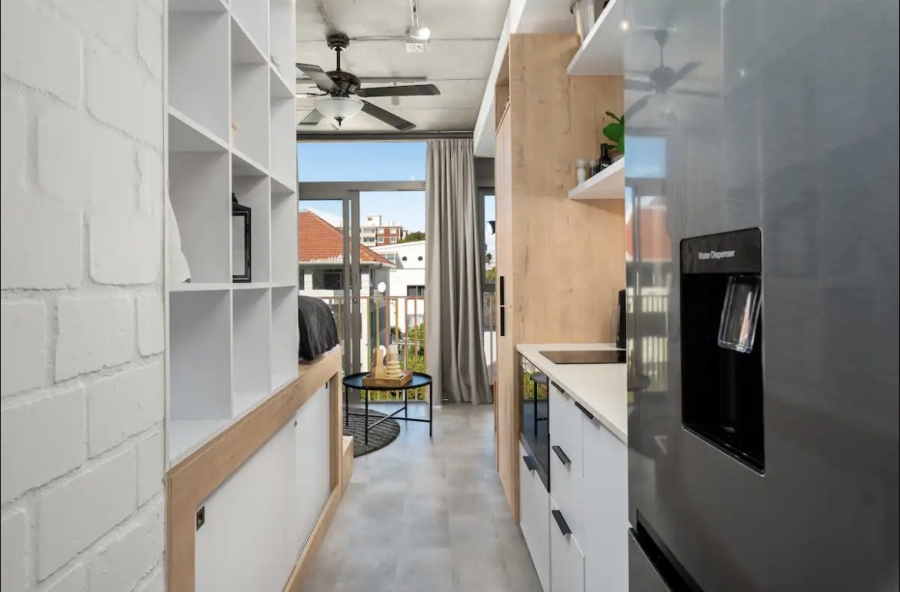 To Let 0 Bedroom Property for Rent in Sea Point Western Cape